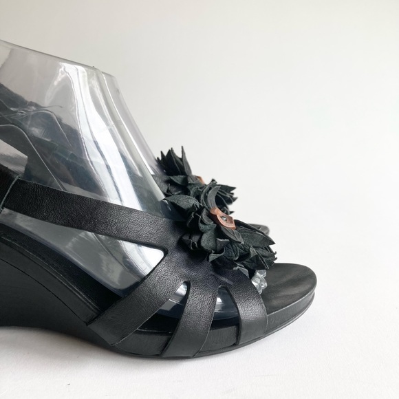 Ecco Black Leather Wedge Heeled Slingbacks size EUR 39, US 8.5 - Picture 4 of 13